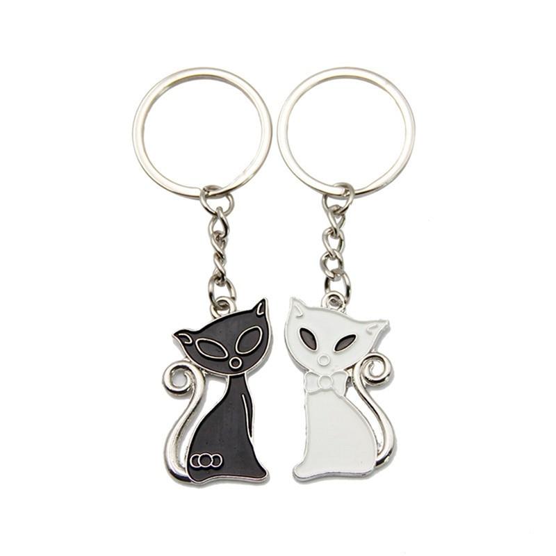 2PCS Creative Black And White Cat Couple Keychain