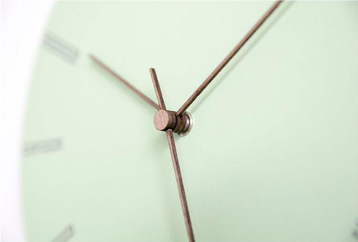 Dwyn - Modern Nordic Minimalist Clock