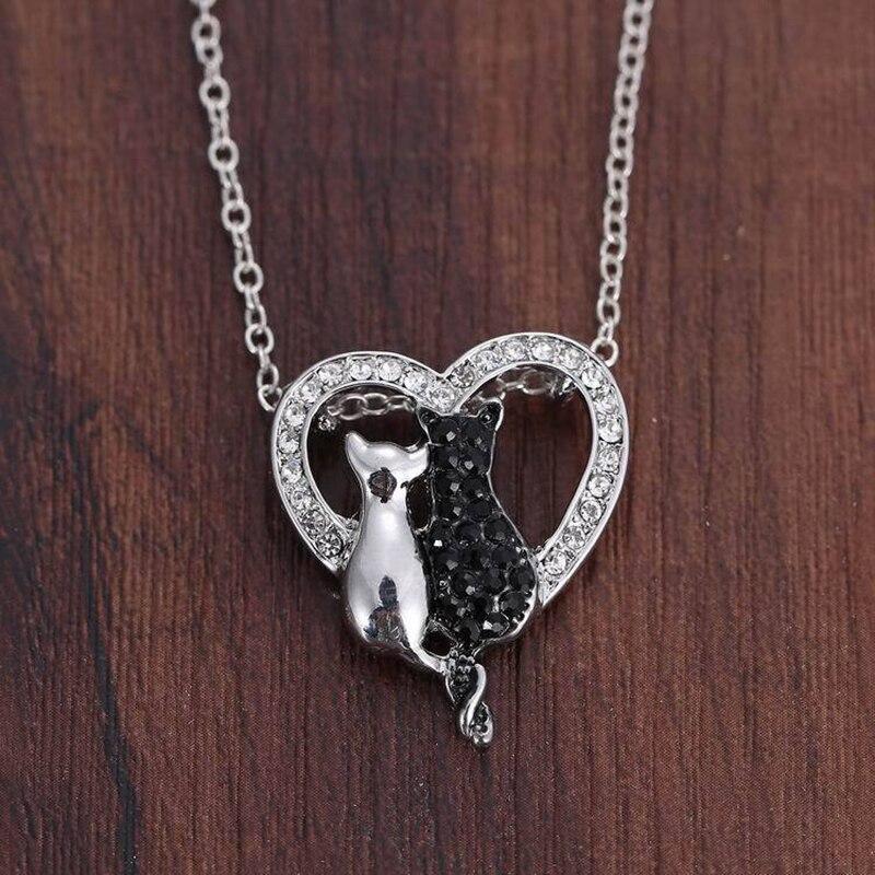 Cat Lovers Pendant Necklace