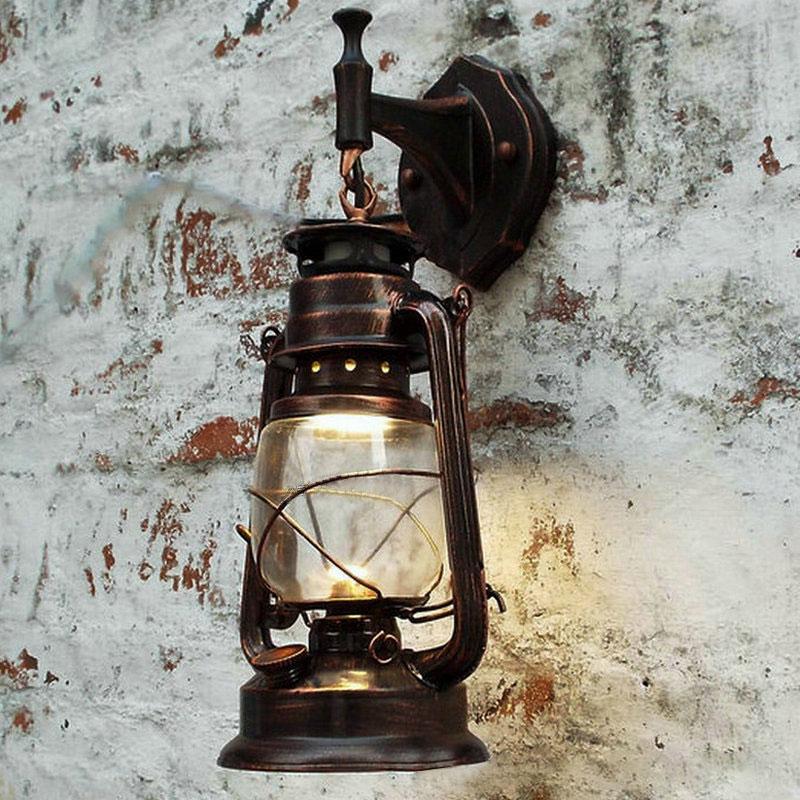 Deco26 Vintage Lantern Style Wall Mount Lamp