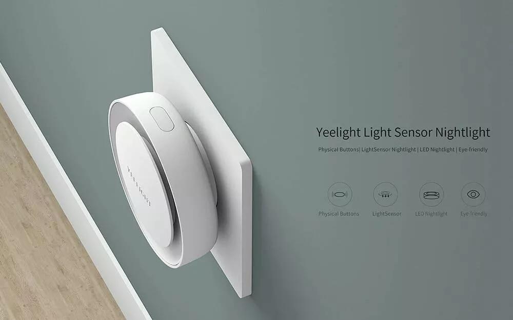 Anouk - Smart Wall Plug Light