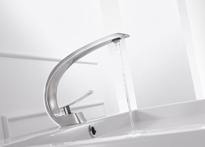 Modern Crane Design Single Handle Basin Faucet